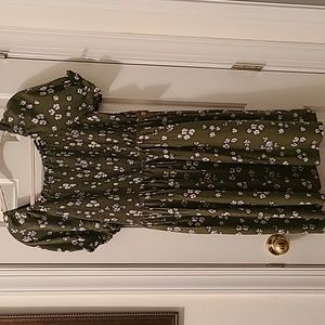 THEREABOUTS GIRLS PLUS GREEN & WHITE FLORAL SMOCKING DRESS SIZE 2XL 20.5P PLUS